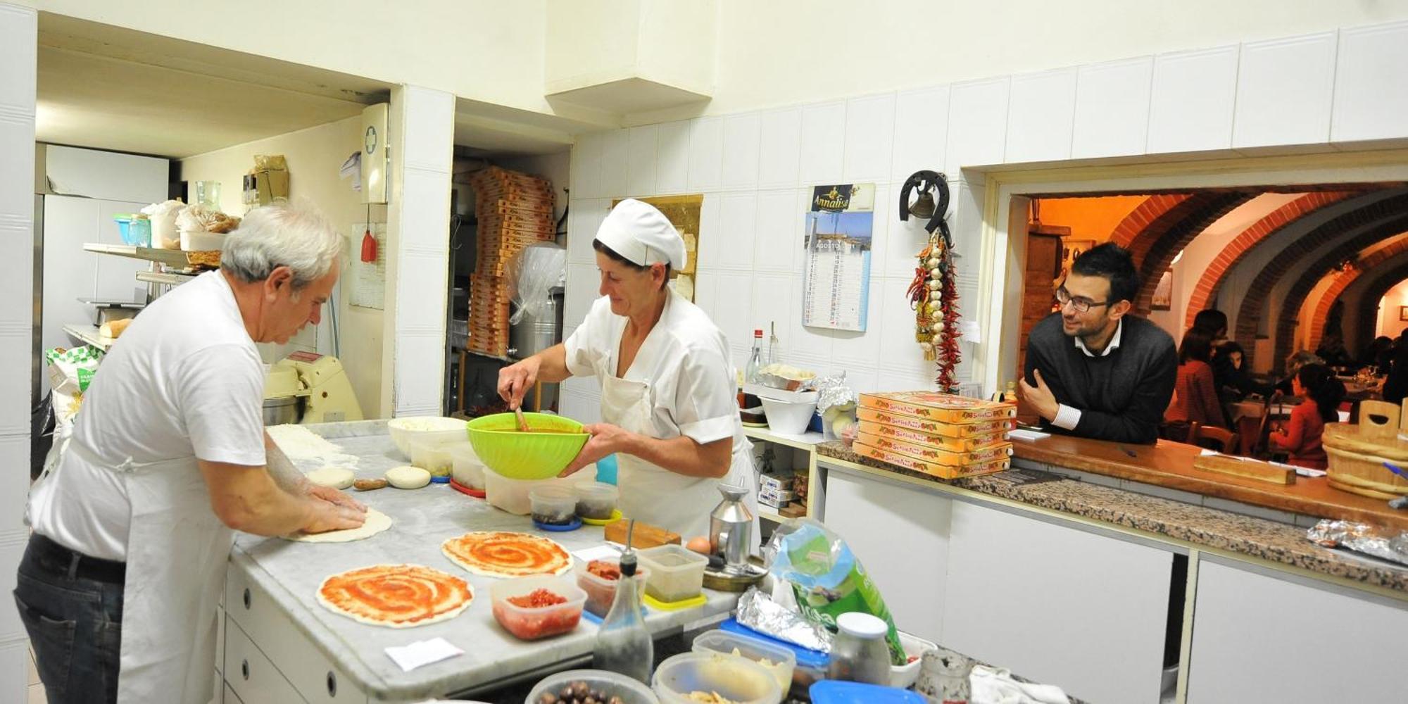 Albergo La Foresteria Bettolle Bagian luar foto