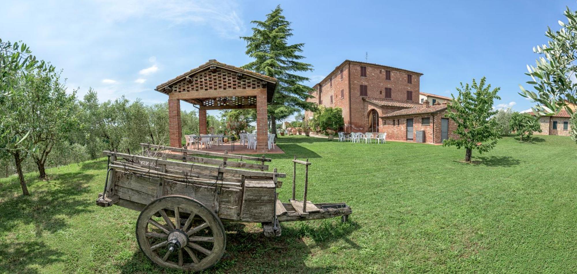 Albergo La Foresteria Bettolle Bagian luar foto