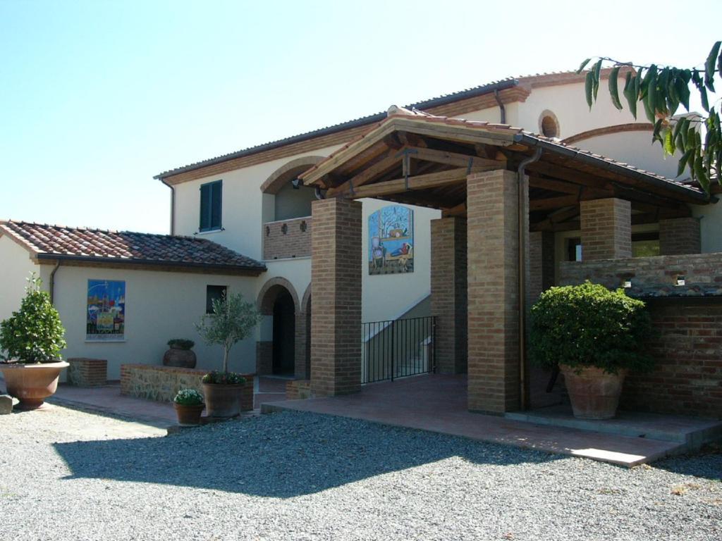 Albergo La Foresteria Bettolle Bagian luar foto